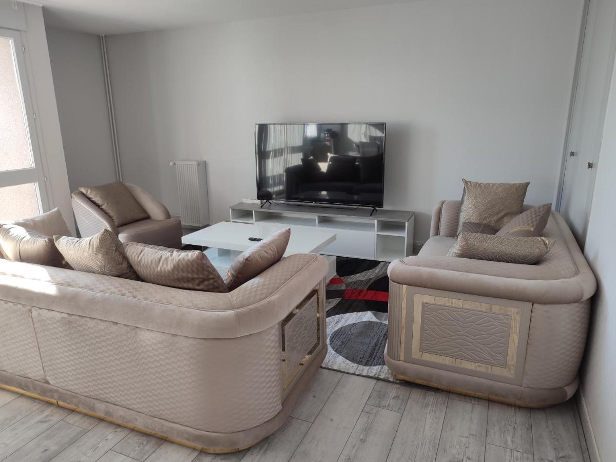 Grand Et Superbe Appartement Proche Paris Creil Exteriör bild