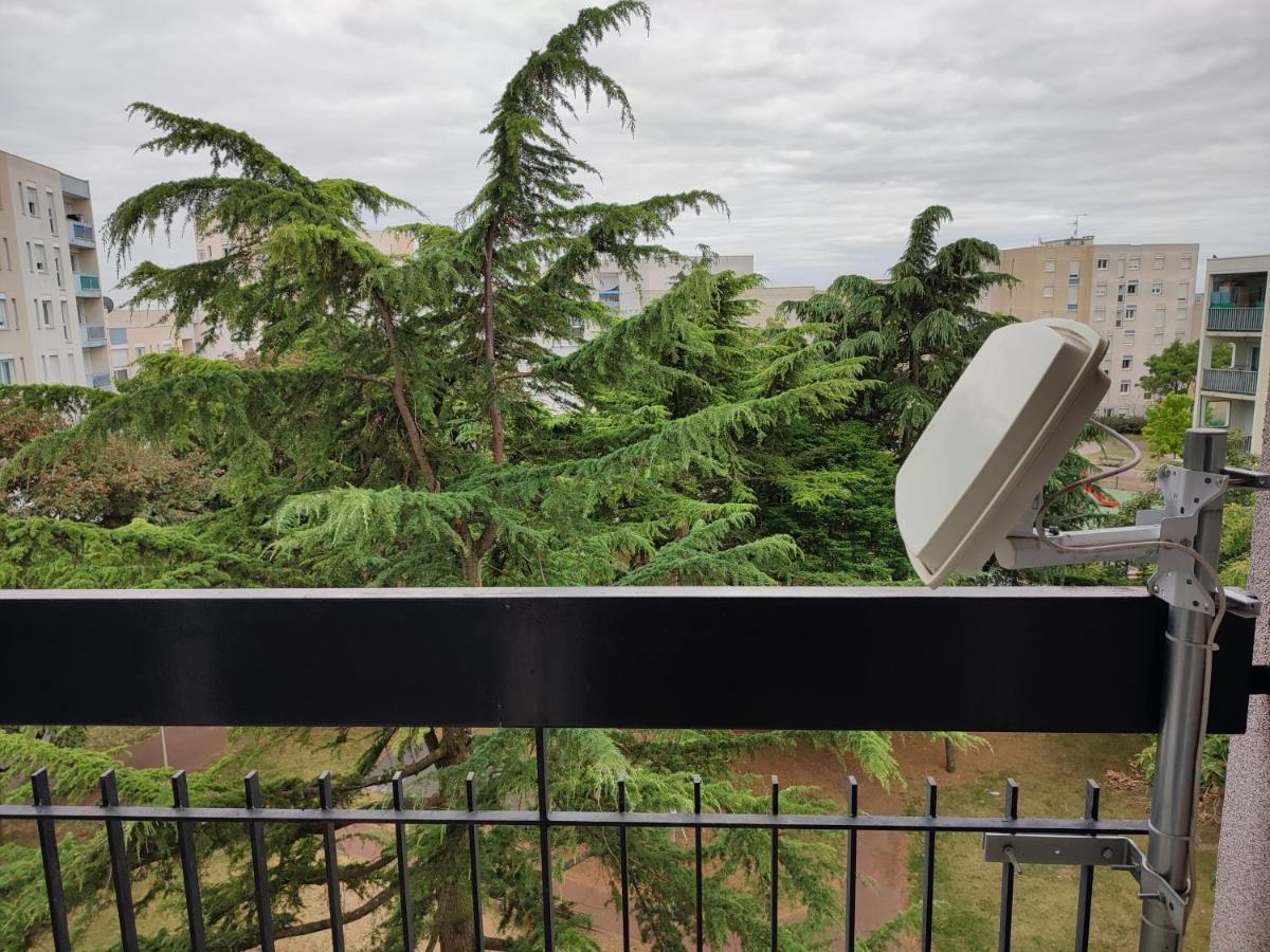 Grand Et Superbe Appartement Proche Paris Creil Exteriör bild