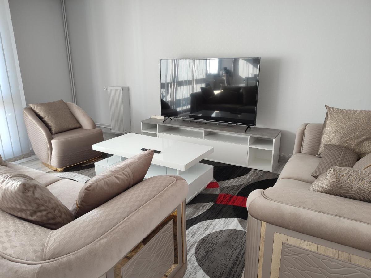 Grand Et Superbe Appartement Proche Paris Creil Exteriör bild